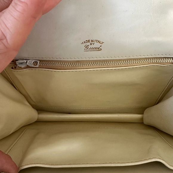 Vintage Gucci Flora White Shoulder/Crossbody - Picture 11 of 16